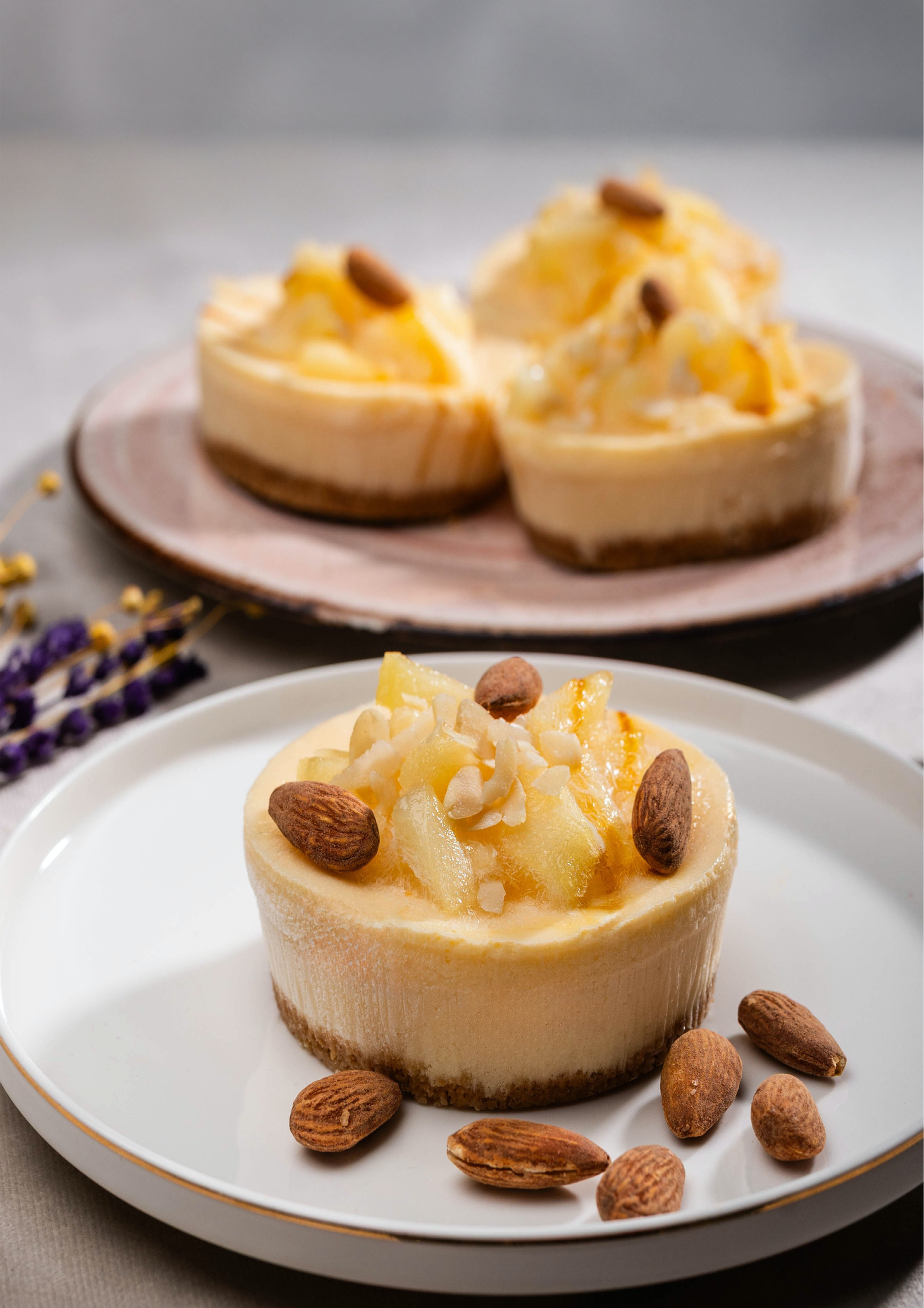 Pineapple Almond Mono Cheesecake
